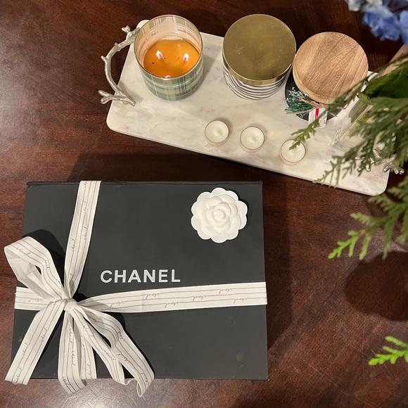 Limited Edition Chanel classic flap bag Fall/Winter Collection. - Picture 13 of 17